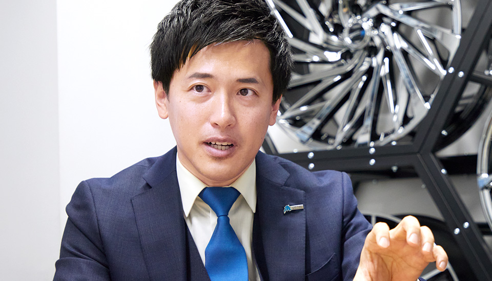 マルゼンホールディングス代表取締役社長 米岡功ニ