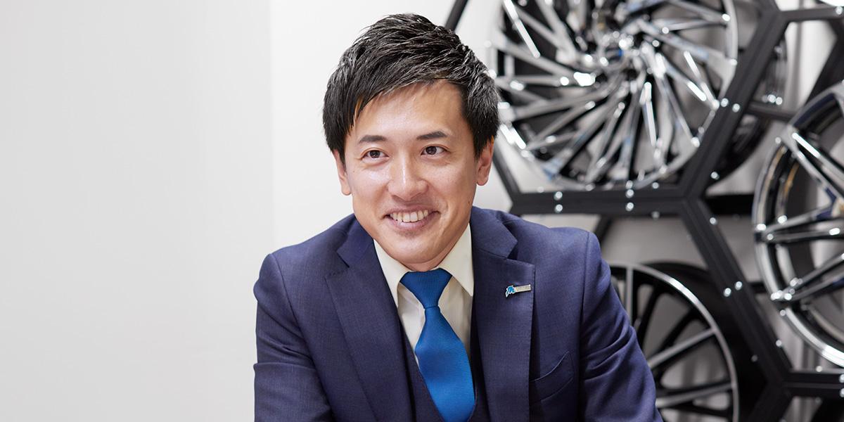 マルゼンホールディングス代表取締役社長 米岡功ニ